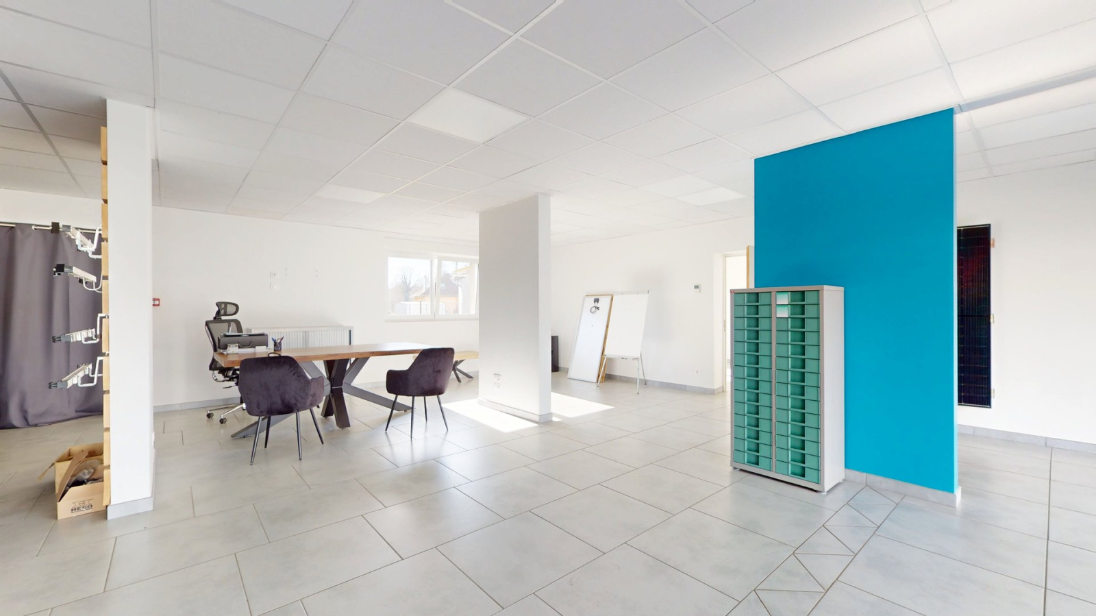 Image_, Local commercial, Menoncourt, ref :2329