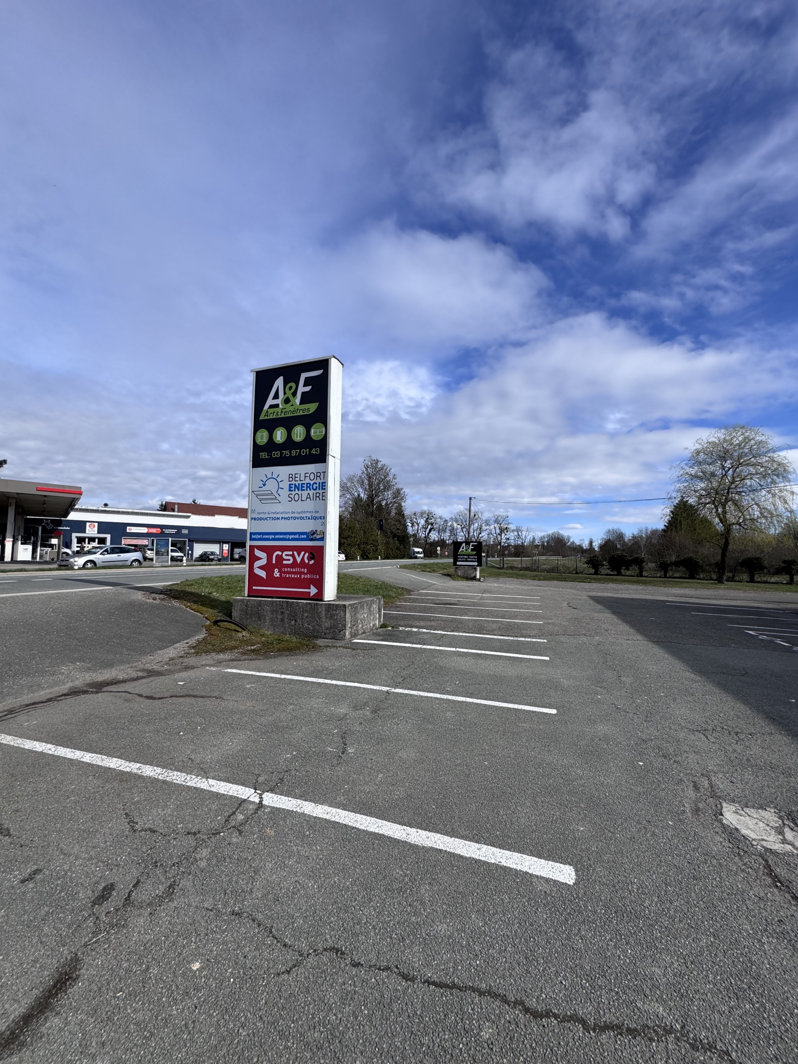 Image_, Local commercial, Menoncourt, ref :2329