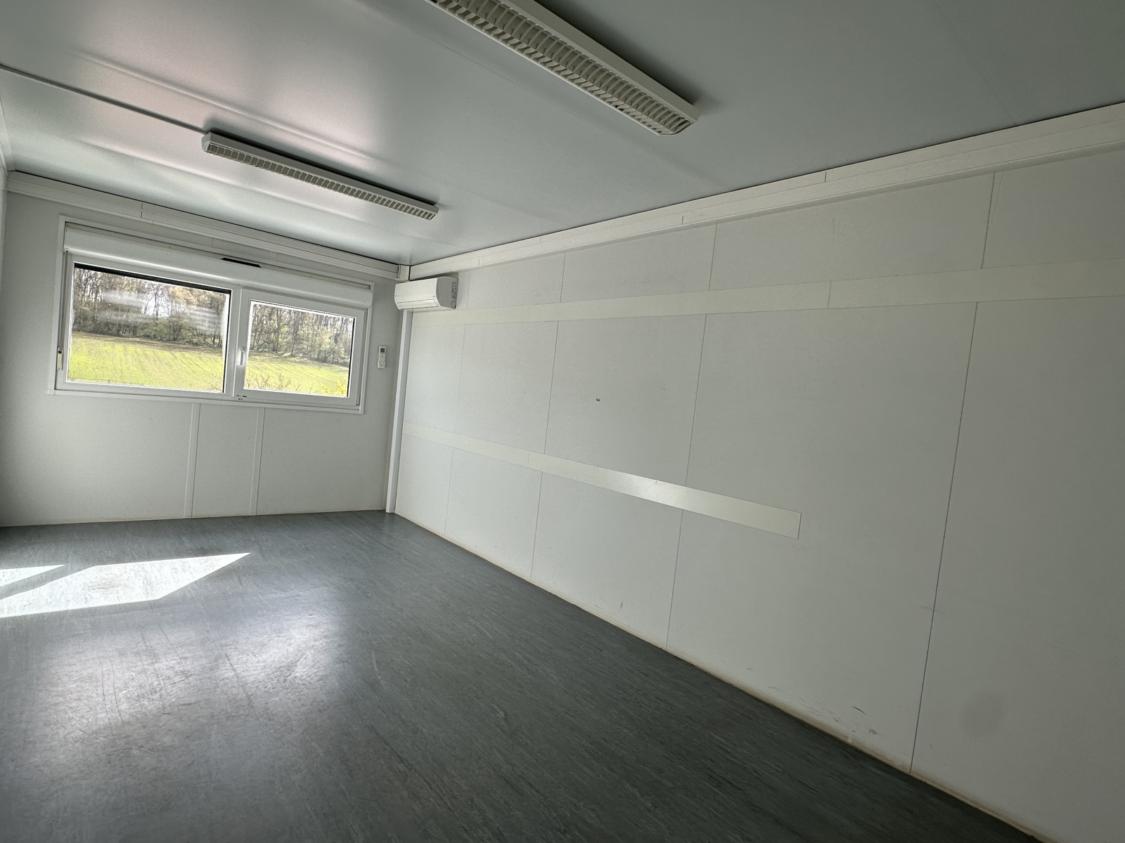 Image_, Local commercial, Pérouse, ref :2379